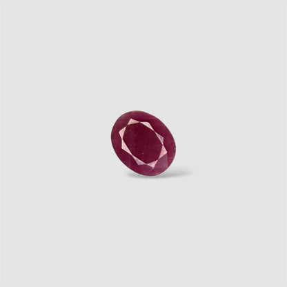 Natural Ruby Oval/Faceted Cut - 3.88 Carats