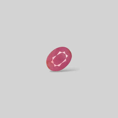 Natural Ruby Oval/Faceted Cut - 4.01 Carats