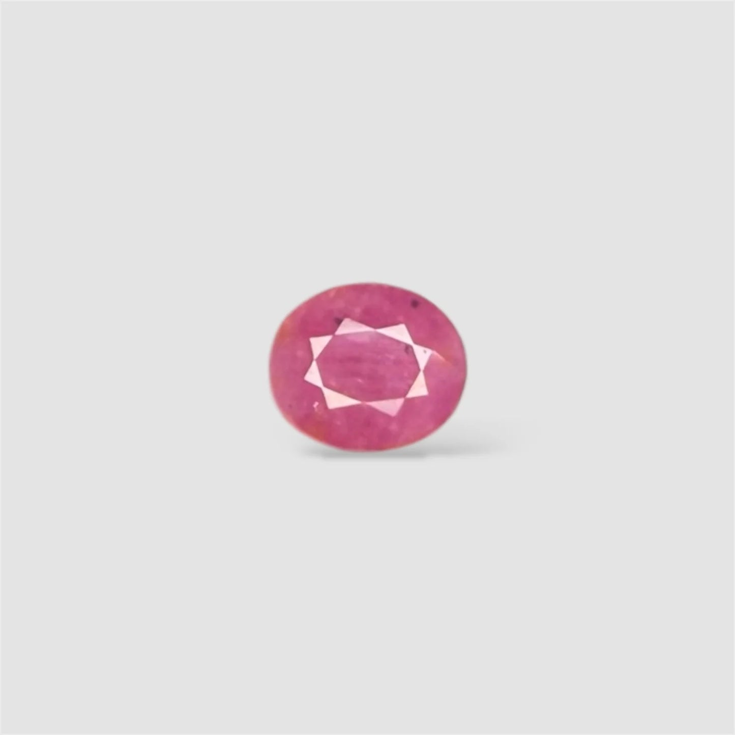 Natural Ruby Oval/Faceted Cut - 4.10 Carats