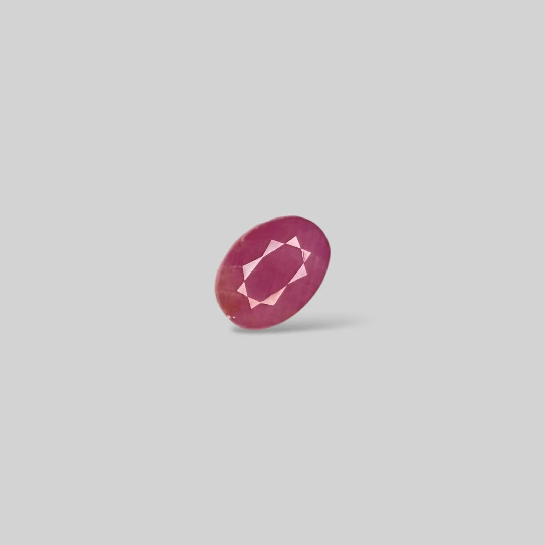 Natural Ruby Oval/Faceted Cut - 4.13 Carats