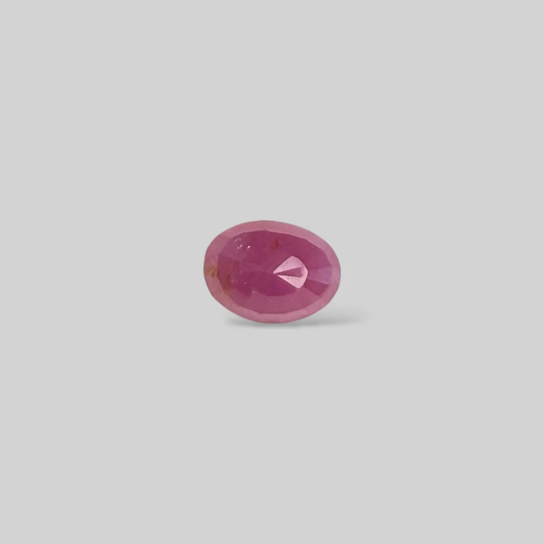 Natural Ruby Oval/Faceted Cut - 4.13 Carats