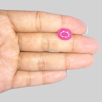 Natural Ruby Oval/Faceted Cut - 4.55 Carats
