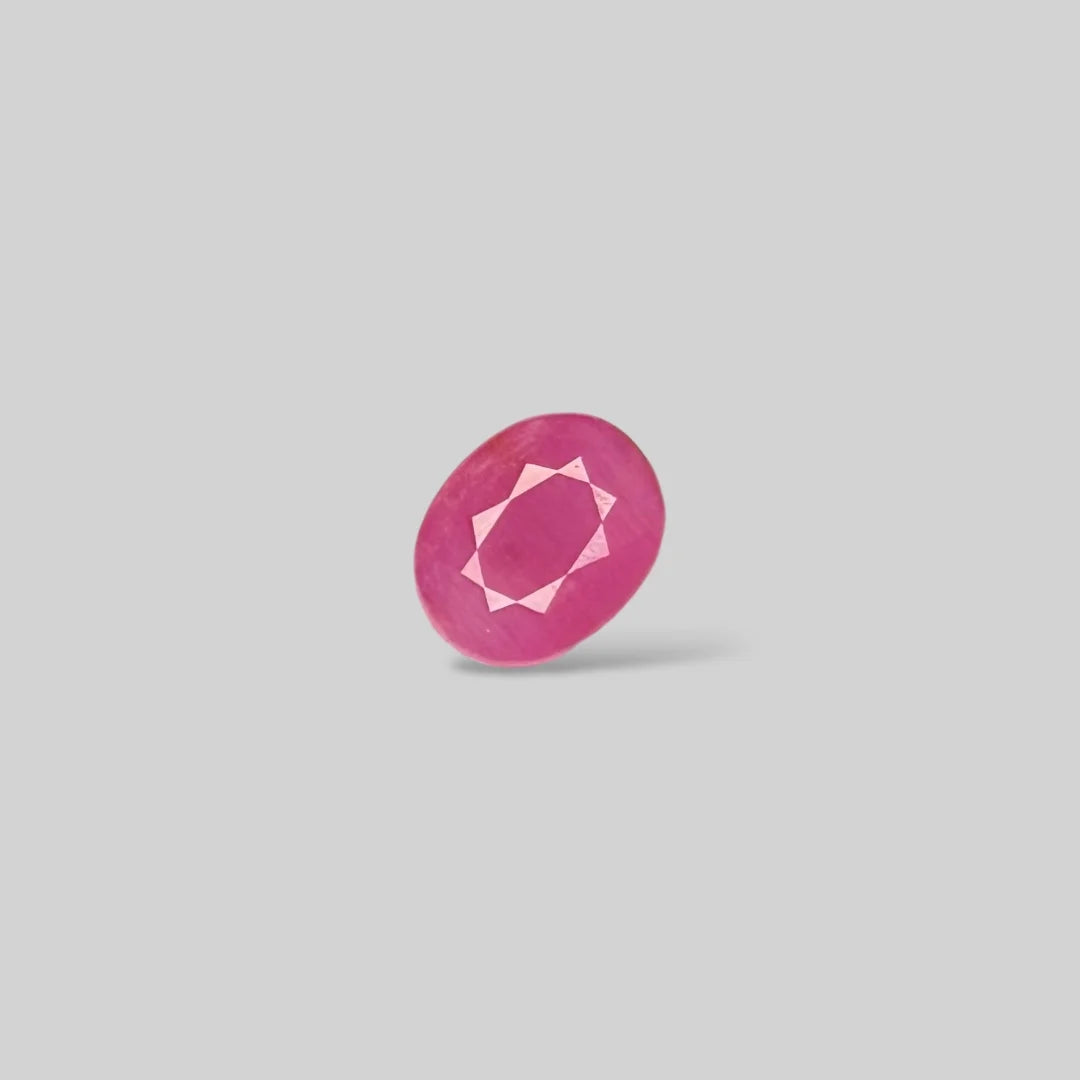 Natural Ruby Oval/Faceted Cut - 4.55 Carats