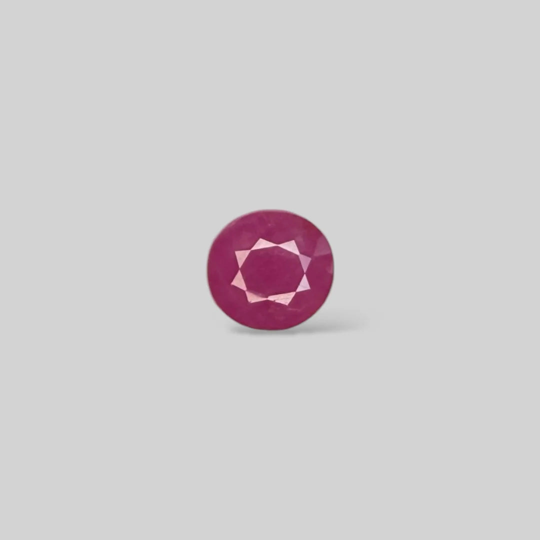 Natural Ruby Oval/Faceted Cut - 4.85 Carats