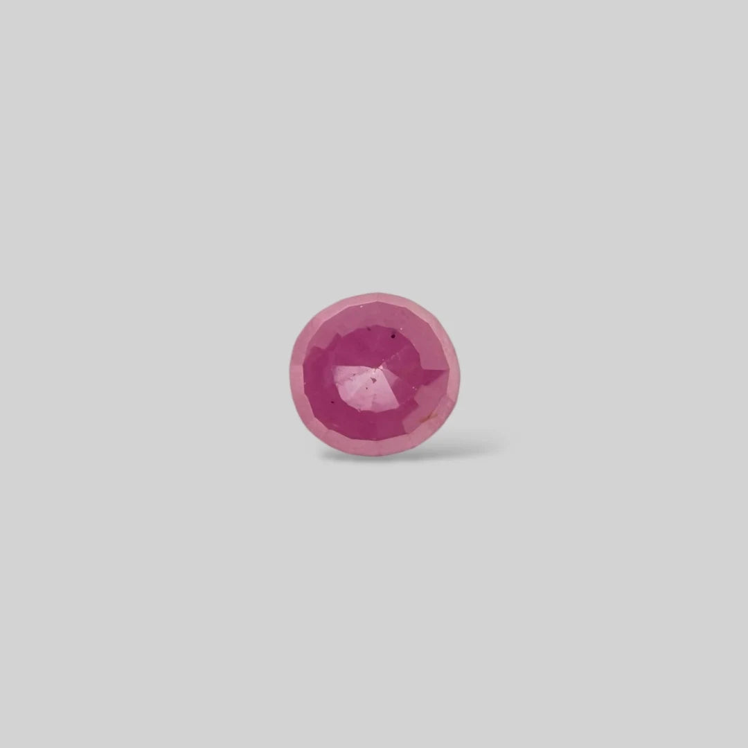 Natural Ruby Oval/Faceted Cut - 4.85 Carats