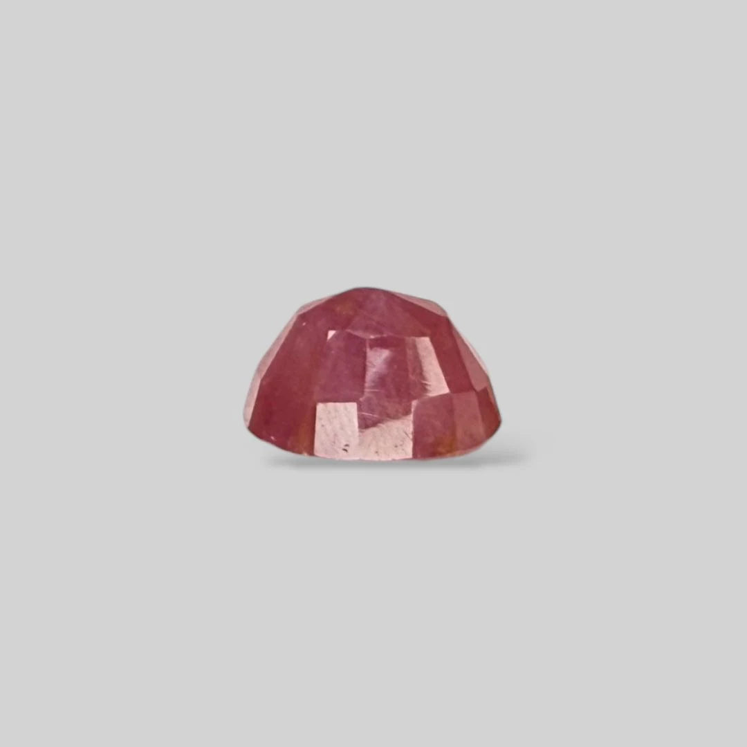 Natural Ruby Oval/Faceted Cut - 5.04 Carats