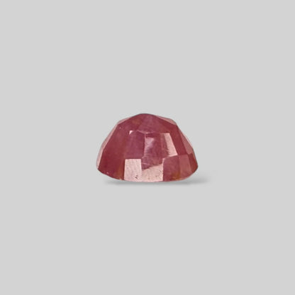 Natural Ruby Oval/Faceted Cut - 5.04 Carats