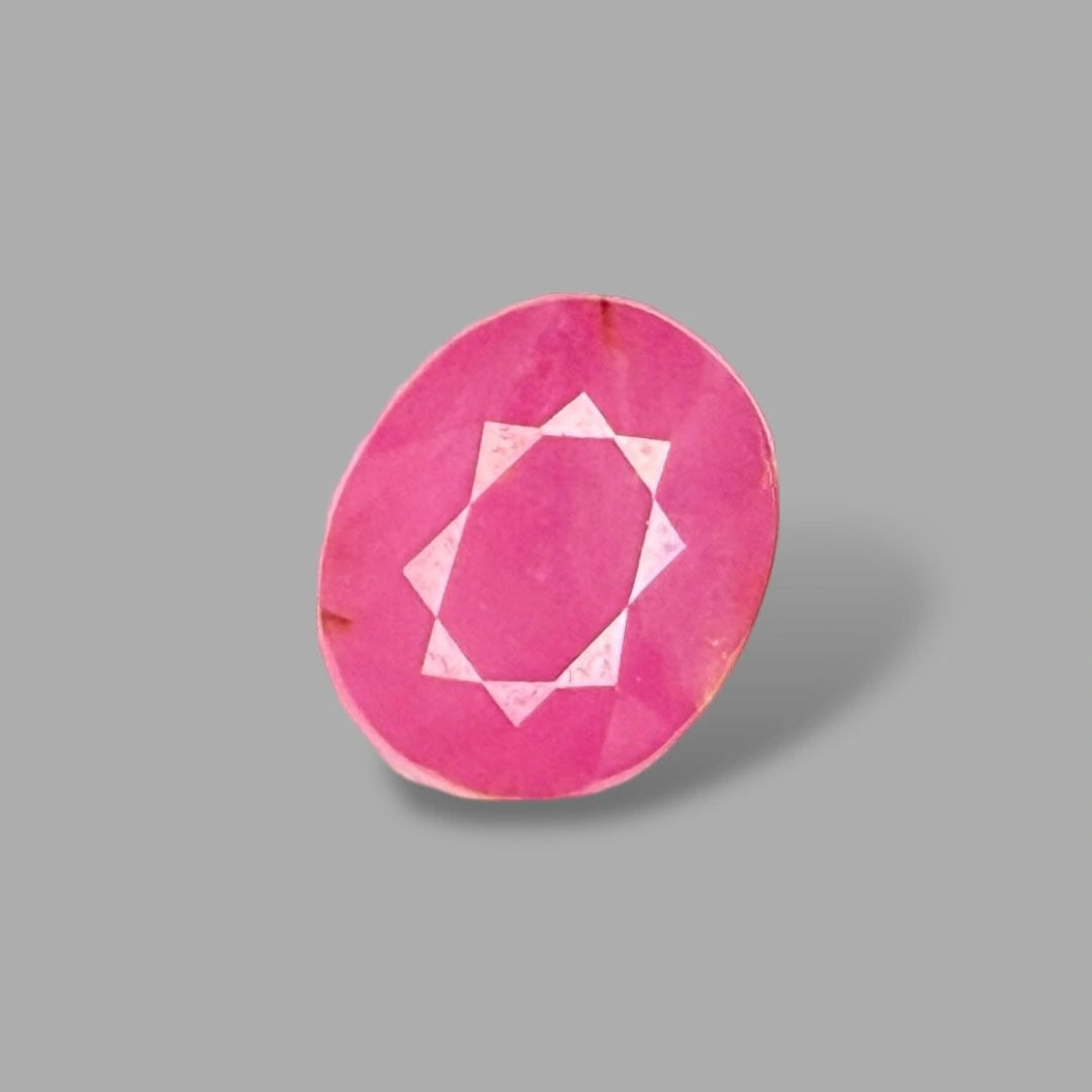 Natural Ruby Oval/Faceted Cut - 5.12 Carat