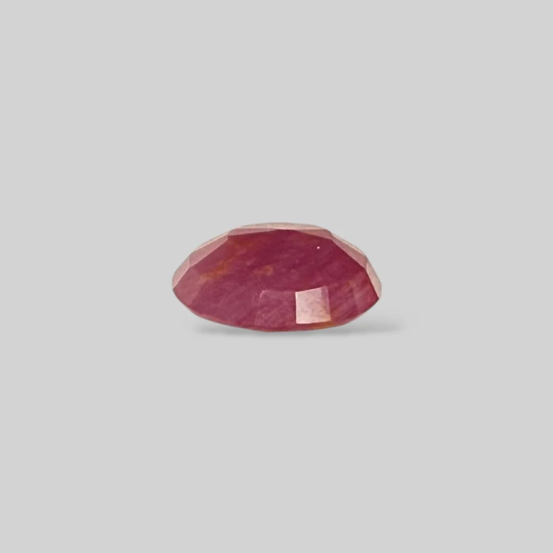 Natural Ruby Oval/Faceted Cut - 6.02 Carats