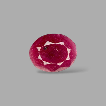 Natural Ruby Oval/Faceted Cut - 6.16 Carats