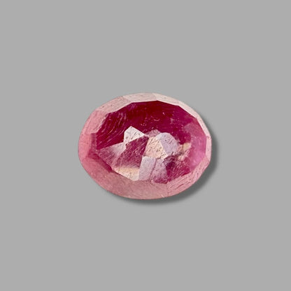 Natural Ruby Oval/Faceted Cut - 6.16 Carats