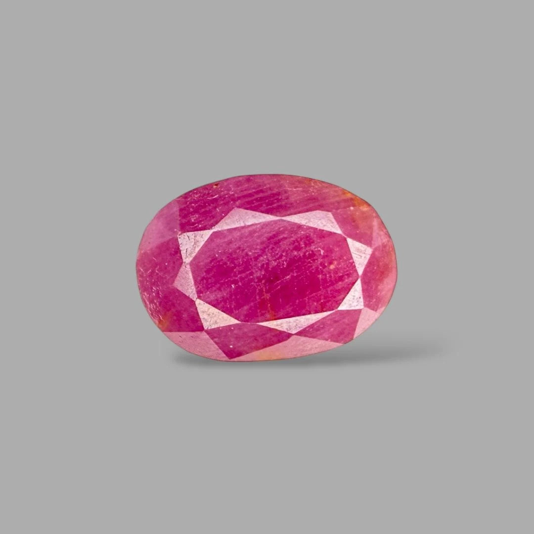 Natural Ruby Oval/Faceted Cut - 8.77 Carats