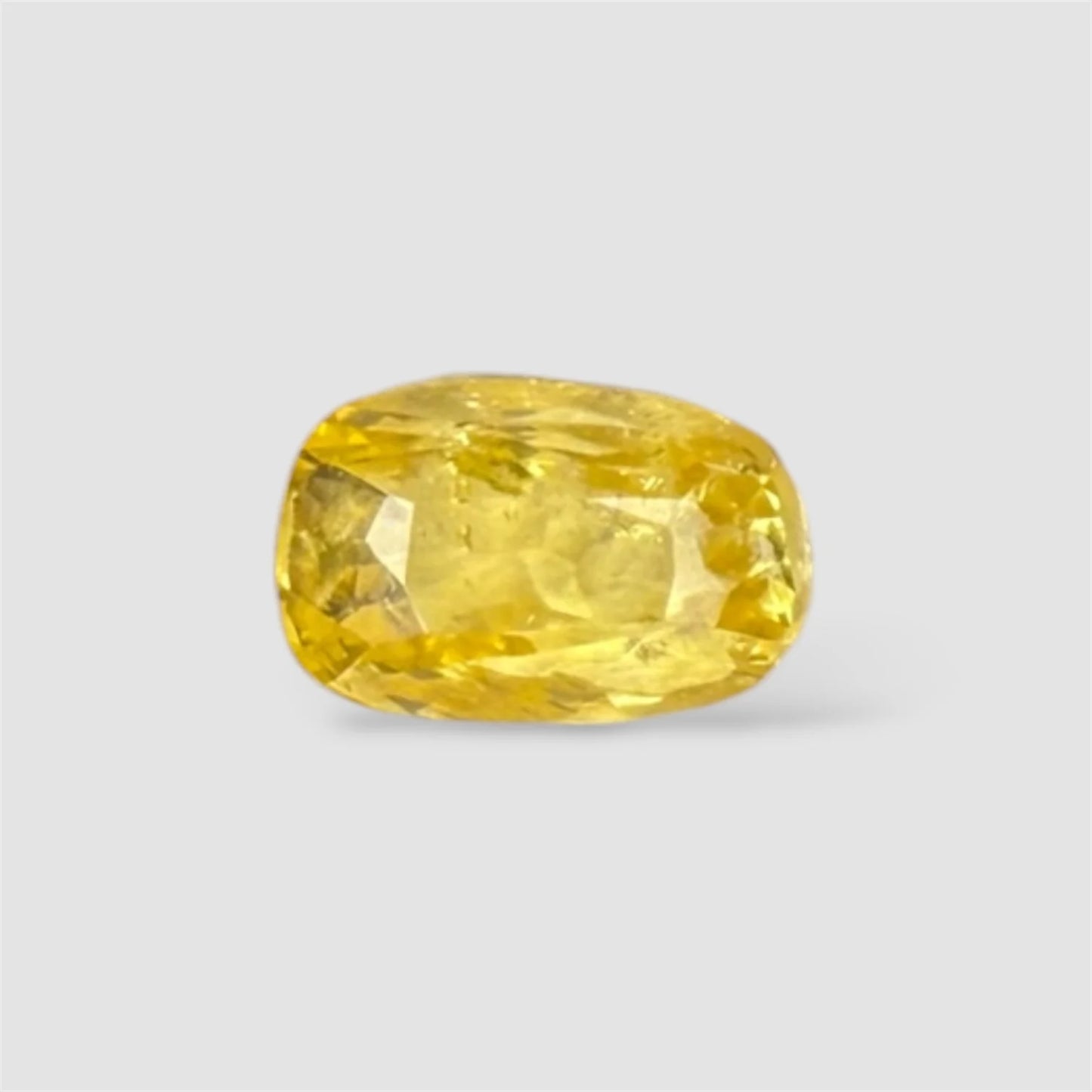 Natural Yellow Sapphire Cushion/Faceted Cut - 3.05 Carats