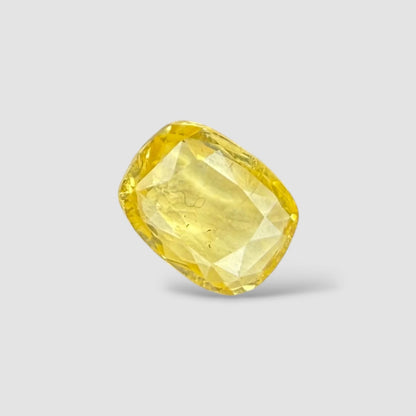 Natural Yellow Sapphire Cushion/Faceted Cut - 3.77 Carats