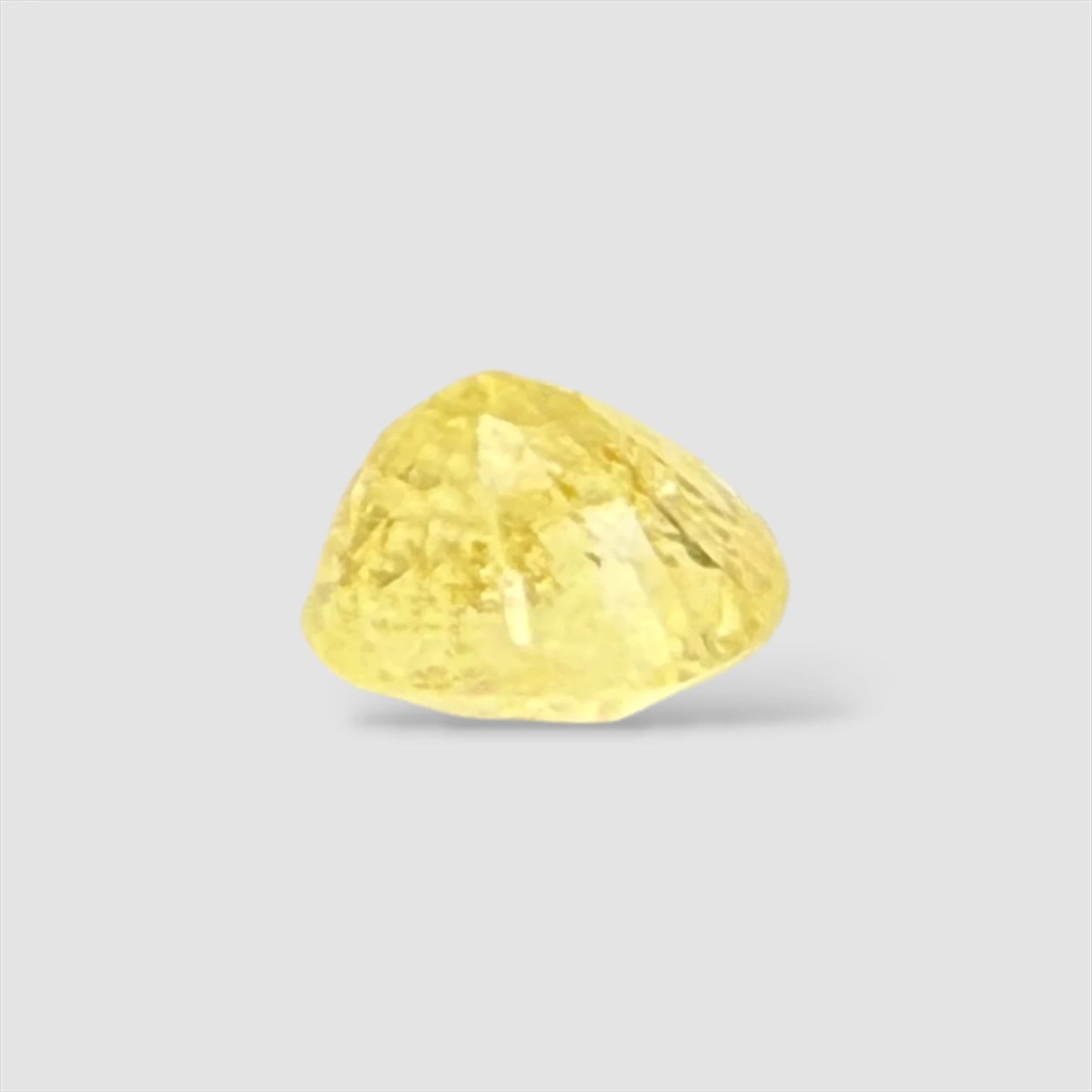 Natural Yellow Sapphire Oval/Faceted Cut - 3.02 Carats